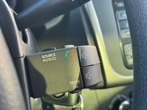 Седан Renault Logan 2017 года, 829000 рублей, Ижевск