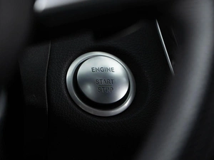 Седан Mercedes-benz C-класс 2017 года, 2997077 рублей, Москва