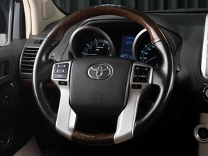 Внедорожник Toyota Land Cruiser Prado 2013 года, 3649000 рублей, Тюмень