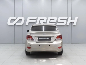 Седан Hyundai Solaris 2011 года, 970000 рублей, Ростов-на-Дону