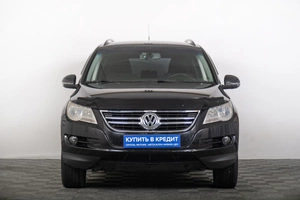 Внедорожник Volkswagen Tiguan 2010 года, 1099000 рублей, Томск