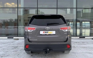 Внедорожник Toyota Highlander 2014 года, 2990000 рублей, Красноярск