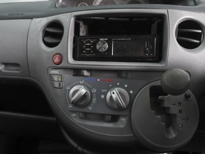 Минивэн Toyota Sienta 2004 года, 700000 рублей, Ростов-на-Дону