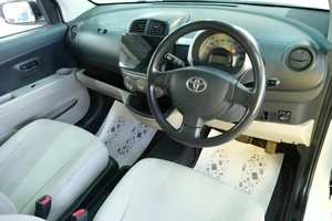 Хетчбэк Toyota Passo 2009 года, 479000 рублей, Омск