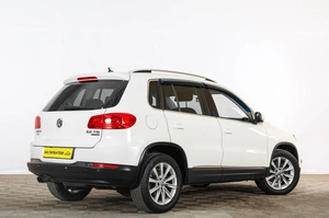 Внедорожник Volkswagen Tiguan 2013 года, 1349000 рублей, Тюмень