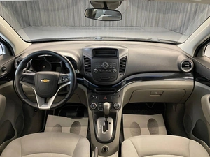 Минивэн Chevrolet Orlando 2012 года, 915000 рублей, Красноярск