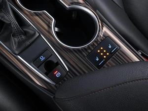 Седан Toyota Camry 2019 года, 2714444 рублей, Москва