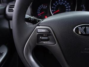 Седан Kia Rio 2016 года, 1099000 рублей, Саратов