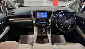 Минивэн Toyota Alphard 2020 года, 4577000 рублей, Красноярск