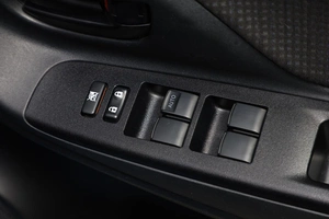 Хетчбэк Toyota Vitz 2018 года, 1179000 рублей, Новосибирск