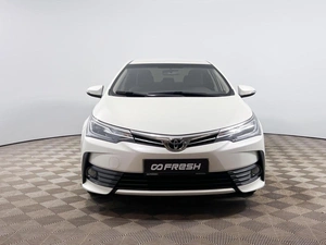 Седан Toyota Corolla 2017 года, 1647300 рублей, Казань