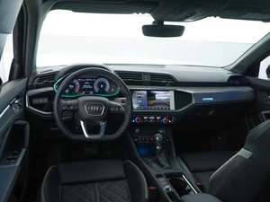 Внедорожник Audi Q3 2026 года, 4200444 рублей, Москва