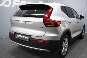Внедорожник Volvo XC40 2018 года, 2550000 рублей, Омск