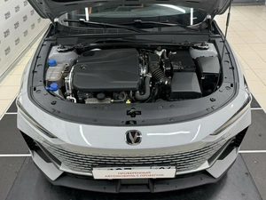 Лифтбек Changan UNI-V 2024 года, 2440000 рублей, Красноярск