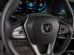 Седан Changan Eado Plus 2023 года, 1674000 рублей, Воронеж