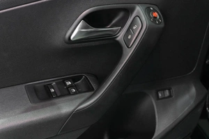 Седан Volkswagen Polo 2015 года, 989000 рублей, Петрозаводск