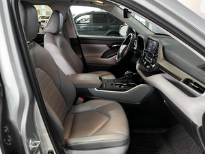 Внедорожник Toyota Highlander 2021 года, 4999000 рублей, Нижневартовск