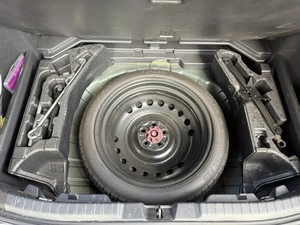 Хетчбэк Toyota Corolla 2019 года, 1570000 рублей, Красноярск