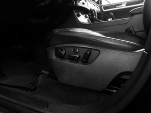 Внедорожник Volkswagen Touareg 2016 года, 3289000 рублей, Тюмень