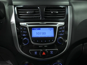 Седан Hyundai Solaris 2011 года, 749000 рублей, Ставрополь