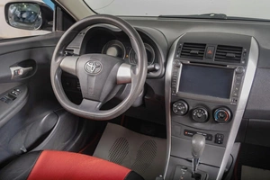 Седан Toyota Corolla 2012 года, 1249000 рублей, Томск
