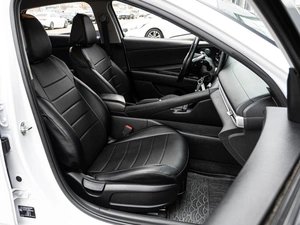 Седан Hyundai Elantra 2021 года, 2010000 рублей, Краснодар