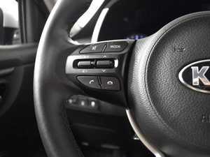 Седан Kia Rio 2021 года, 1776900 рублей, Казань