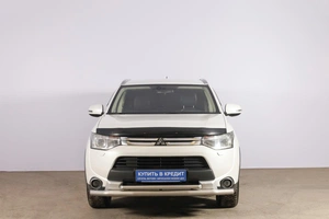 Внедорожник Mitsubishi Outlander 2014 года, 1599000 рублей, Новосибирск