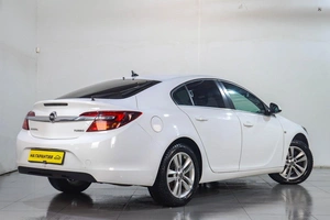 Лифтбек Opel Insignia 2014 года, 1269000 рублей, Челябинск