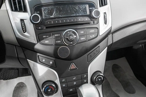Седан Chevrolet Cruze 2014 года, 799000 рублей, Барнаул