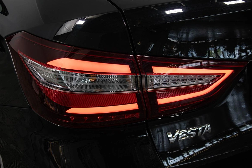 Фото