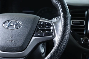 Седан Hyundai Solaris 2021 года, 1369000 рублей, Новосибирск