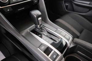 Седан Honda Civic 2018 года, 2349000 рублей, Красноярск
