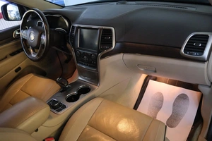 Внедорожник Jeep Grand Cherokee 2013 года, 2699000 рублей, Омск