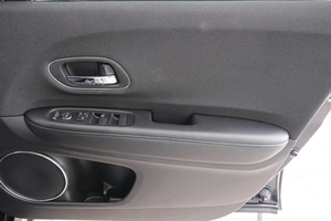 Внедорожник Honda Vezel 2020 года, 1849000 рублей, Красноярск