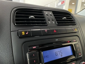 Седан Volkswagen Polo 2012 года, 697000 рублей, Солонцы