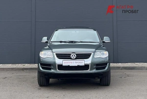 Внедорожник Volkswagen Touareg 2008 года, 925000 рублей, Солонцы