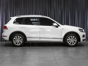 Внедорожник Volkswagen Touareg 2013 года, 2589000 рублей, Тюмень