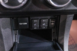 Седан Toyota Corolla 2013 года, 1099000 рублей, Новокузнецк