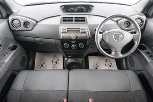 Минивэн Toyota bB 2016 года, 1249000 рублей, Красноярск