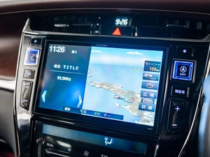 Внедорожник Toyota Harrier 2017 года, 2495000 рублей, Красноярск