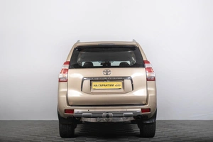 Внедорожник Toyota Land Cruiser Prado 2010 года, 2799000 рублей, Томск
