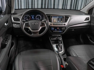 Седан Hyundai Solaris 2018 года, 1499000 рублей, Тюмень