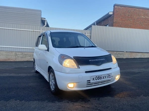 Минивэн Toyota Funcargo 2001 года, 427000 рублей, Красноярск
