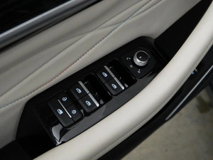 Внедорожник Geely Monjaro 2023 года, 3418444 рублей, Москва