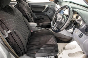 Внедорожник Toyota RAV4 2000 года, 649000 рублей, Барнаул