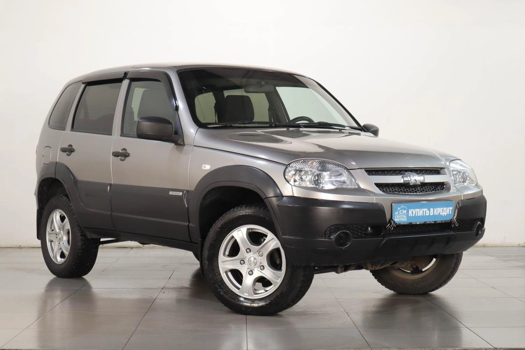 Внедорожник Chevrolet Niva 2018 года, 799000 рублей, Челябинск