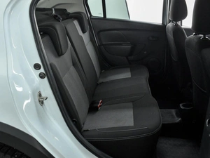 Седан Renault Logan Stepway 2022 года, 1399000 рублей, Воронеж