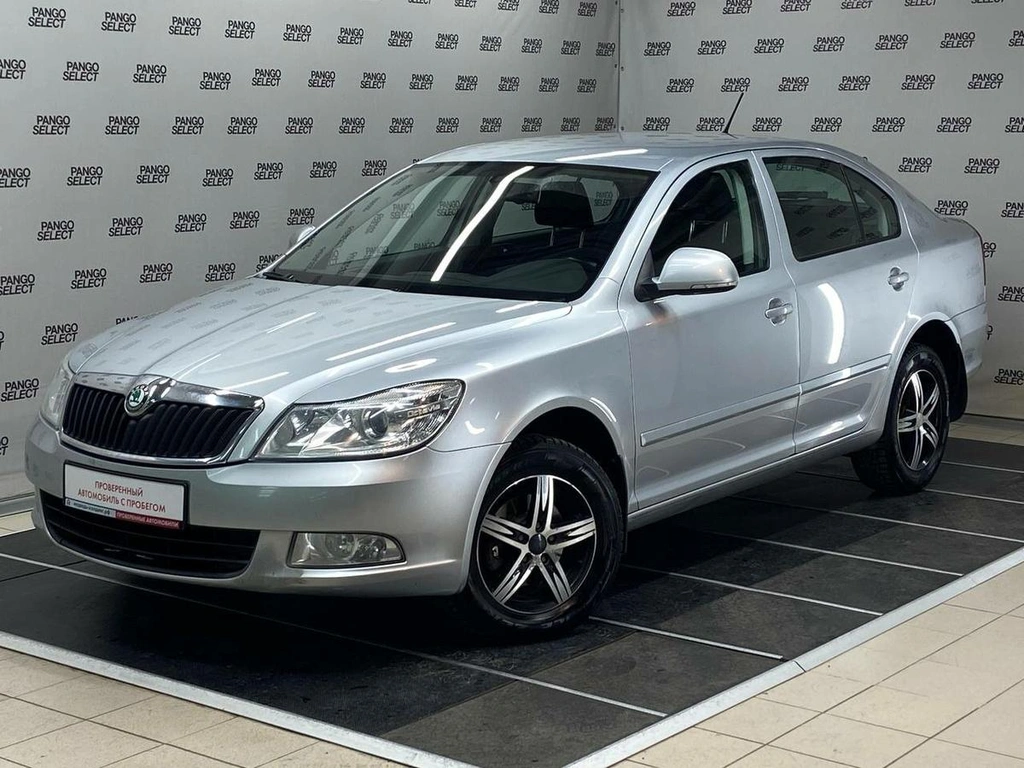 Лифтбек Skoda Octavia 2011 года, 845000 рублей, Красноярск