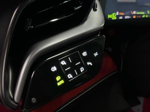 Купе Ferrari SF90 Stradale 2021 года, 31990000 рублей, Павловская Слобода